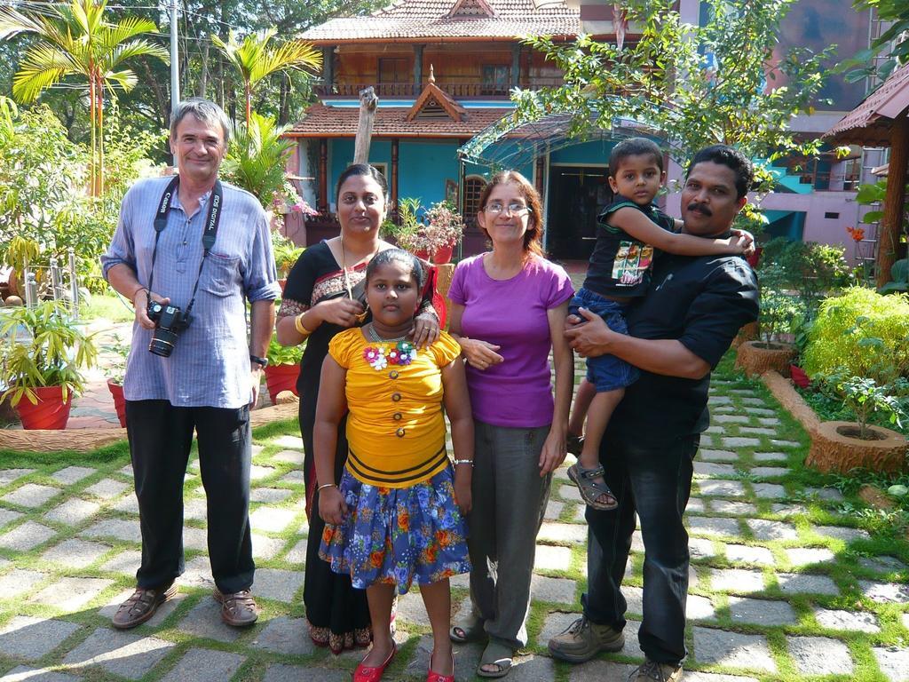 Southcanal Holidays Alappuzha Экстерьер фото